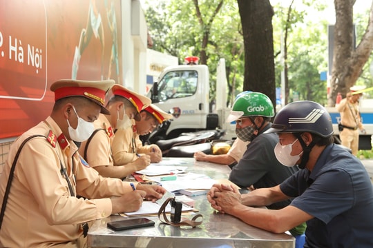 Hà Nội: Hơn 3.000 trường hợp bị trừ điểm giấy phép lái xe