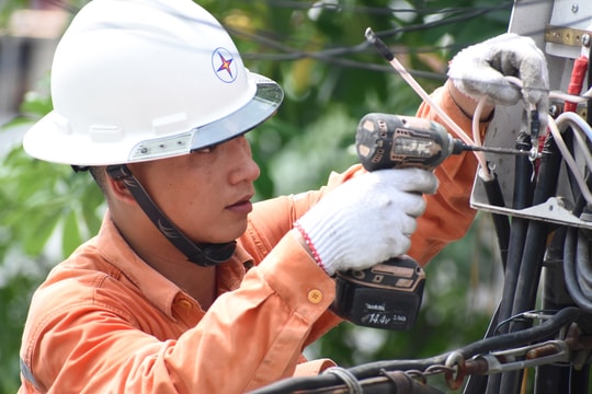 Hà Nội: Sản lượng điện tiêu thụ tăng, ước đạt 67 triệu kWh/ngày
