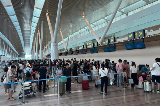 Sân bay cả nước dự kiến đón gần 28 triệu lượt khách hè 2025
