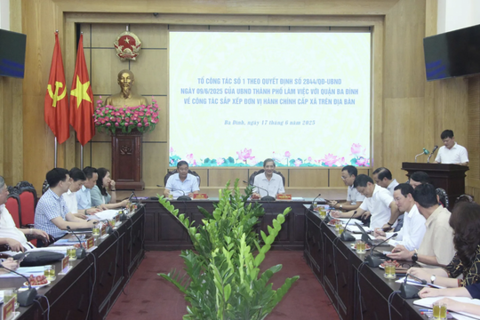 Quận Ba Đình tích cực chuẩn bị cho mô hình phường mới, không để gián đoạn thủ tục hành chính