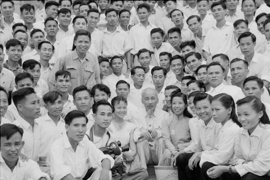 Nhớ lời Bác dạy, học theo cách viết của Người