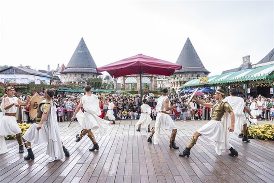 Show mới tại Bà Nà của đạo diễn, biên đạo Vịt Đen gây ấn tượng mạnh