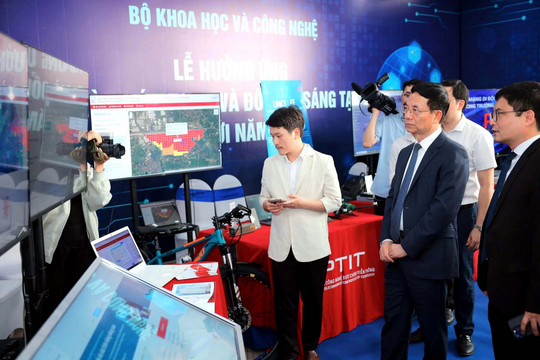 Động lực đưa đất nước phát triển hùng cường