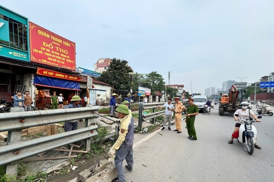 Đóng 5 lối đi tự mở qua đường sắt ở Văn Điển: Chặn nguy cơ, mở an toàn