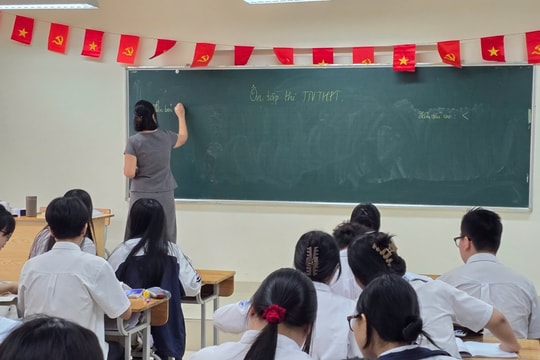 Mách thí sinh "mẹo" giành điểm cao môn tiếng Anh thi tốt nghiệp THPT