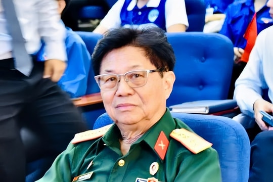 Đại tá - Nhà báo Trần Thế Tuyển Tôi hài lòng vì gần 50 năm làm báo cách mạng