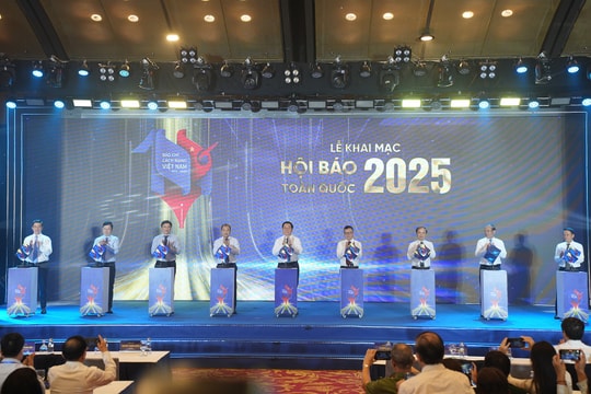 Khai mạc Hội Báo toàn quốc 2025: Hành trình vẻ vang 100 năm đồng hành với dân tộc