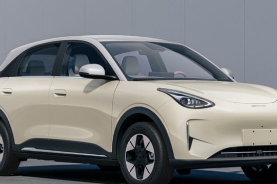 Geely vượt BYD, dẫn đầu doanh số xe năng lượng mới Trung Quốc