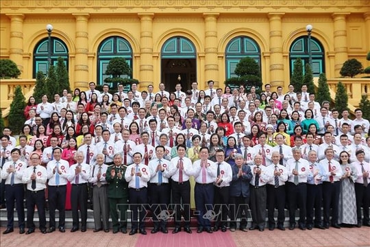 Báo chí phải luôn là người đồng hành tỉnh táo và tin cậy trong hành trình cùng đất nước bước vào kỷ nguyên mới