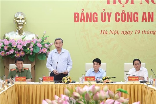 Tổng Bí thư Tô Lâm dự Hội nghị Đảng ủy Công an Trung ương 6 tháng đầu năm 2025