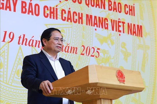 Thủ tướng Phạm Minh Chính: Chính phủ cảm ơn và luôn lắng nghe, chia sẻ, tạo điều kiện cho báo chí hoạt động thuận lợi