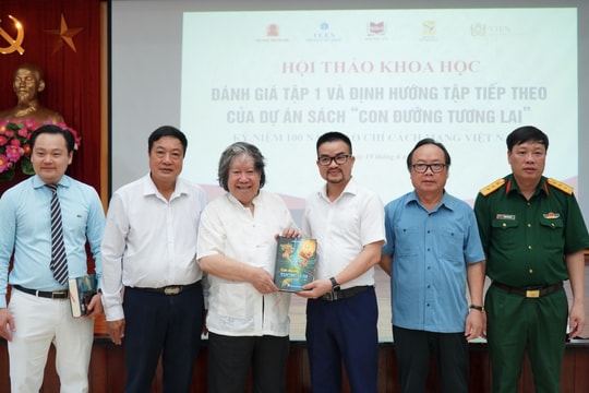 Các nhà văn, chuyên gia hiến kế cho phần tiếp theo dự án sách "Con đường tương lai"