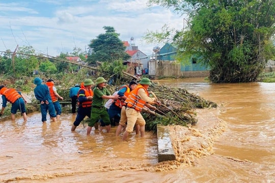 Thủ tướng chỉ đạo tăng cường phòng, chống thiên tai trước mùa mưa bão năm 2025