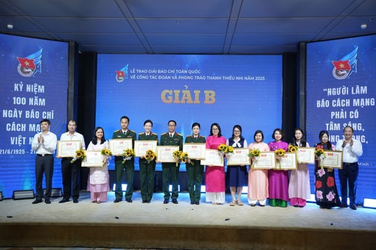 Báo Tuổi trẻ Thủ đô giành giải B viết về công tác Đoàn