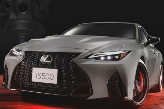 Lexus IS 500 Climax Edition ra mắt: Sedan hạng sang sản xuất 500 chiếc