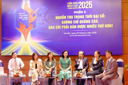 Không chỉ quảng cáo, báo chí phải bán được nhiều thứ hơn