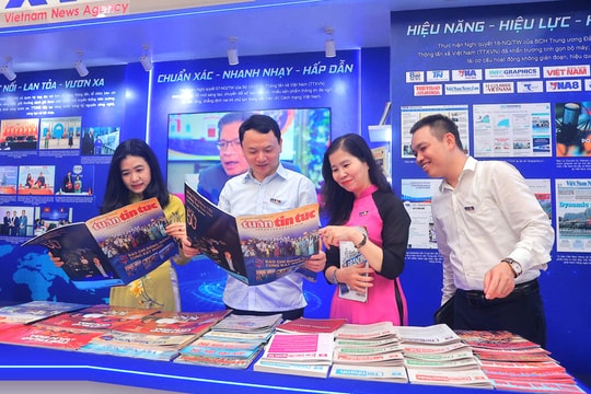 Báo chí nhân văn trên nền tảng đạo đức và pháp luật