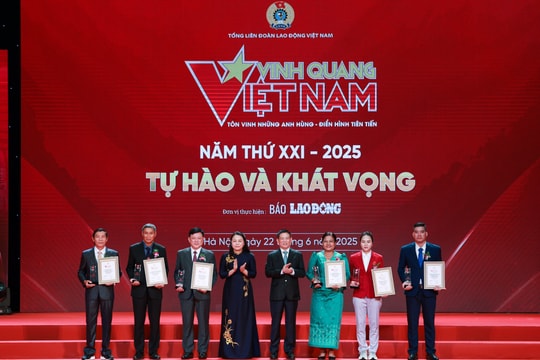 Tôn vinh 13 tập thể, 6 cá nhân tại Chương trình Vinh quang Việt Nam 2025