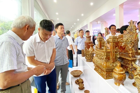 Tạo cầu nối để phát triển và hội nhập