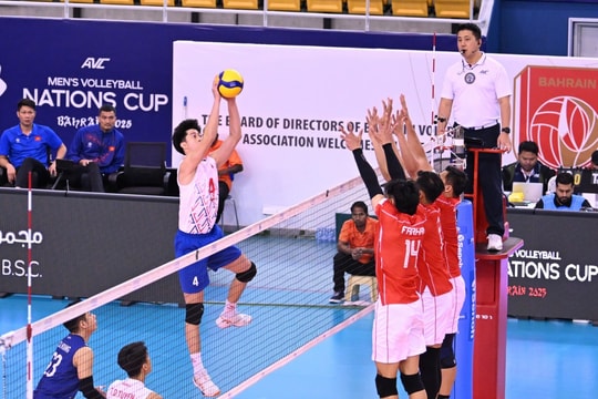 AVC Nations Cup 2025: Tuyển bóng chuyền nam Việt Nam gục ngã đầy tiếc nuối trước Indonesia