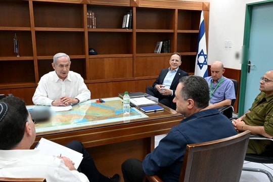 Israel tuyên bố chấp thuận đề nghị ngừng bắn