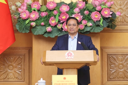 Thủ tướng Phạm Minh Chính tới Thiên Tân bắt đầu dự Diễn đàn Kinh tế thế giới