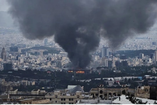 Tổng thống Mỹ thông báo lộ trình ngừng bắn giữa Israel và Iran, chấm dứt cuộc chiến 12 ngày