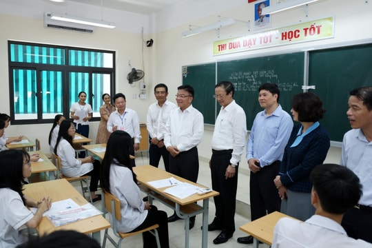 Phó Thủ tướng Lê Thành Long: Không để khoảng trống trách nhiệm trong các khâu tổ chức kỳ thi tốt nghiệp THPT