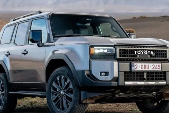Toyota Land Cruiser Hybrid 48V chính thức ra mắt
