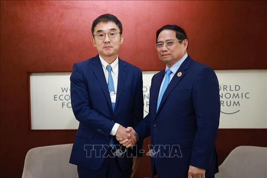 Thủ tướng đề nghị ERIA đồng hành với Việt Nam tìm động lực tăng trưởng mới