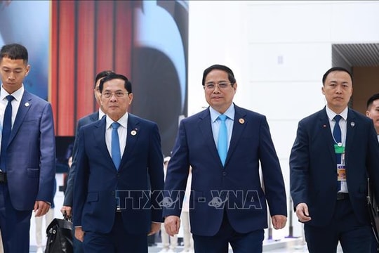 Thủ tướng Chính phủ Phạm Minh Chính dự phiên khai mạc toàn thể Hội nghị WEF Thiên Tân