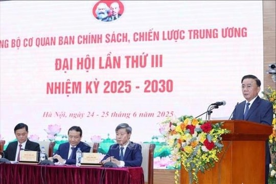 Thường trực Ban Bí thư Trần Cẩm Tú: Nâng tầm tham mưu hoạch định chính sách về kinh tế - xã hội
