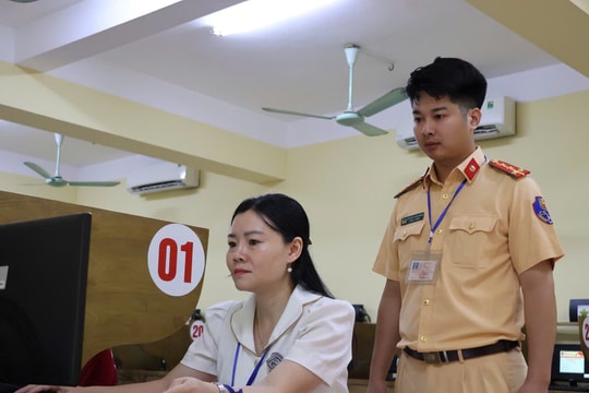 Công an thành phố Hà Nội bắt đầu sát hạch cấp giấy phép lái xe mô tô