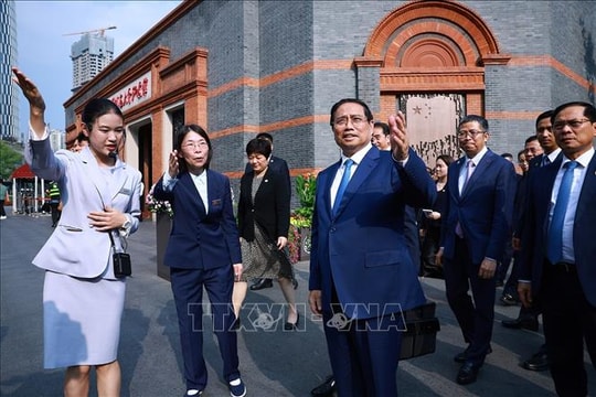 Thủ tướng Phạm Minh Chính thăm nơi ra đời Đảng Cộng sản Trung Quốc