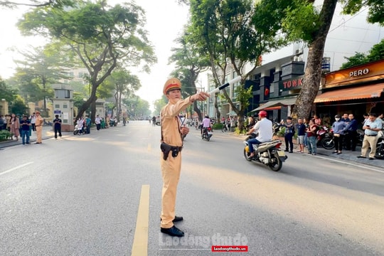 Hà Nội: Giao thông thông thoáng trong ngày đầu kỳ thi tốt nghiệp THPT 2025