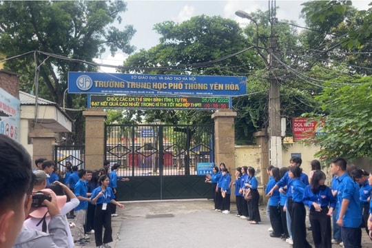 Kết thúc buổi thi Ngữ văn: Đề thi hay, thí sinh tự tin đạt điểm cao