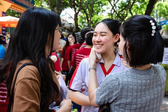 Gợi ý đáp án môn Ngữ văn kỳ thi tốt nghiệp THPT năm 2025