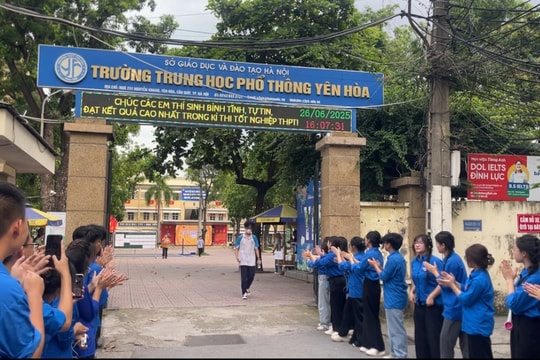 Thí sinh nhận xét đề Toán kỳ thi tốt nghiệp THPT năm 2025 khó đạt điểm cao