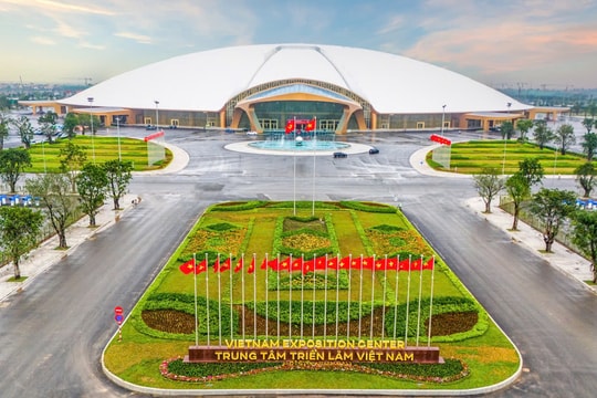 Bàn giao mặt bằng tổ chức triển lãm “80 năm hành trình độc lập - tự do - hạnh phúc”