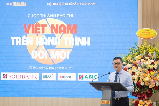 Phát động thi ảnh báo chí “Việt Nam trên hành trình đổi mới”