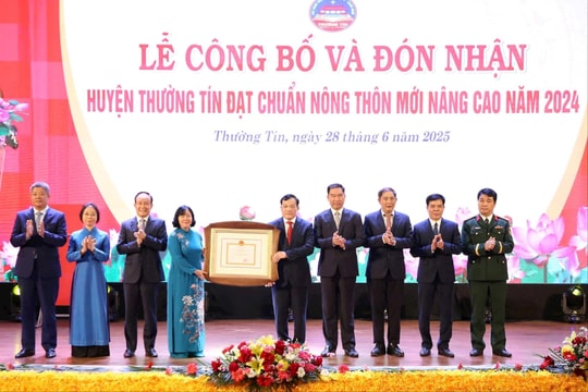 Thường Tín công bố và đón nhận danh hiệu Huyện đạt chuẩn nông thôn mới nâng cao