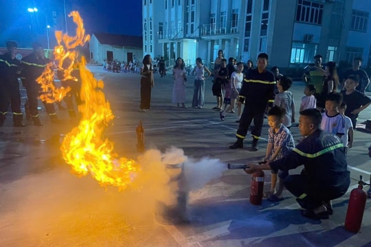 Trải nghiệm bổ ích trong chương trình “Lính cứu hỏa nhí”