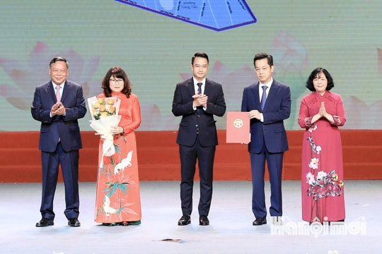 Danh sách Bí thư Đảng ủy, Chủ tịch UBND 126 xã, phường mới của Hà Nội