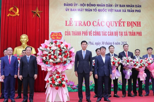Công bố các chức danh lãnh đạo xã Trần Phú