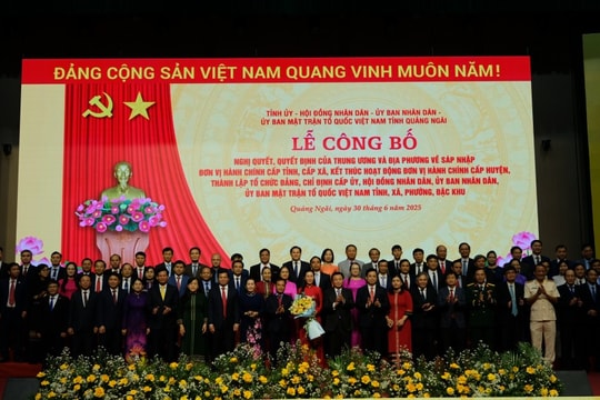 Công bố Quyết định thành lập tỉnh Quảng Ngãi mới