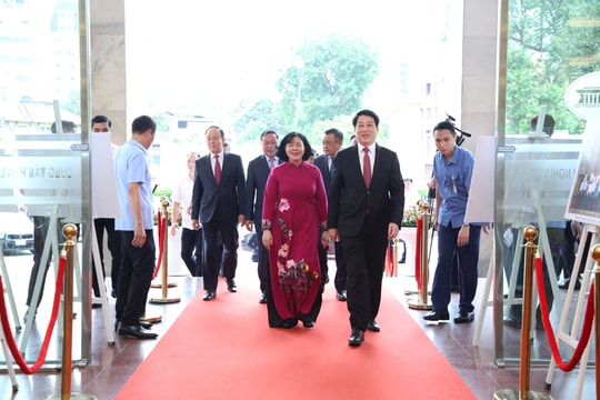 Những hình ảnh đầu tiên tại Lễ công bố sắp xếp đơn vị hành chính tại Hà Nội