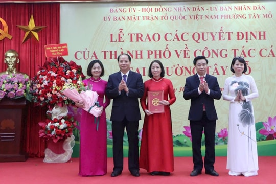 Đồng chí Hoàng Thị Thúy Hằng là Bí thư Đảng ủy phường Tây Mỗ