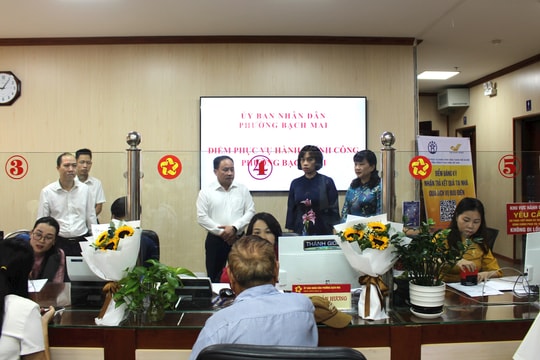 Phường Bạch Mai vận hành hiệu quả mô hình chính quyền mới từ ngày đầu tiên