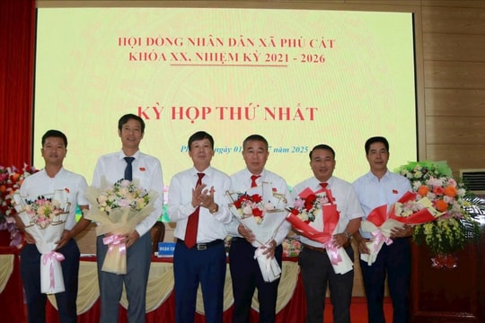 HĐND xã Phú Cát tổ chức thành công kỳ họp thứ nhất, nhiệm kỳ 2021-2026