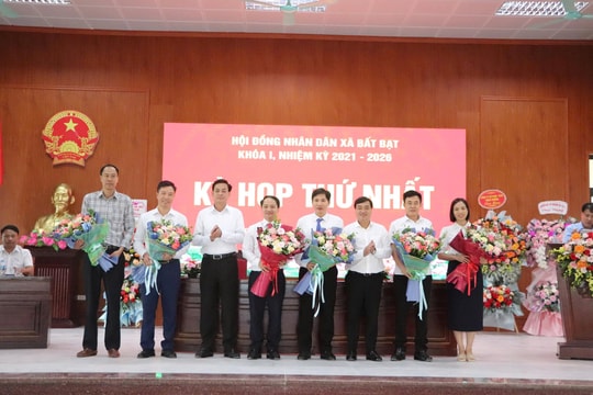 HĐND xã Bất Bạt thông qua nhiều nghị quyết quan trọng